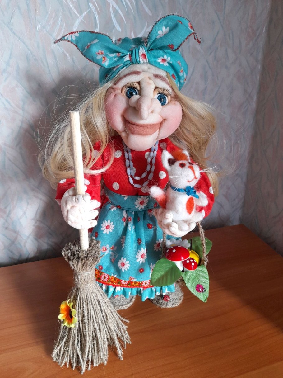 Текстильная кукла баба Яга