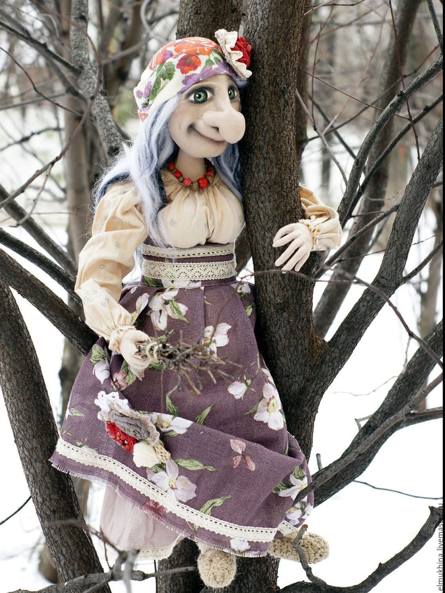 Баба Яга примитивная кукла