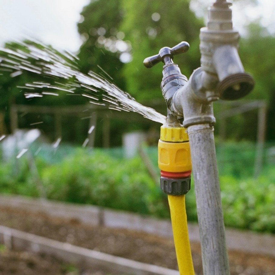 Водопровод на даче