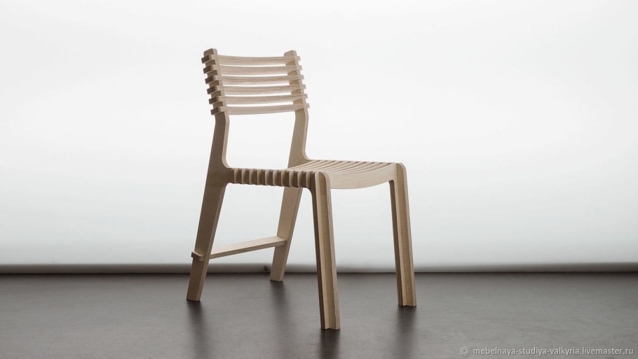 Дизайнерский стул из фанеры