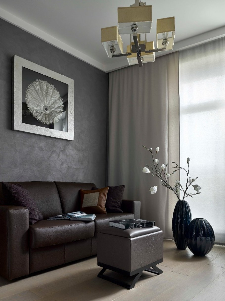 Напольная ваза в интерьере гостиной