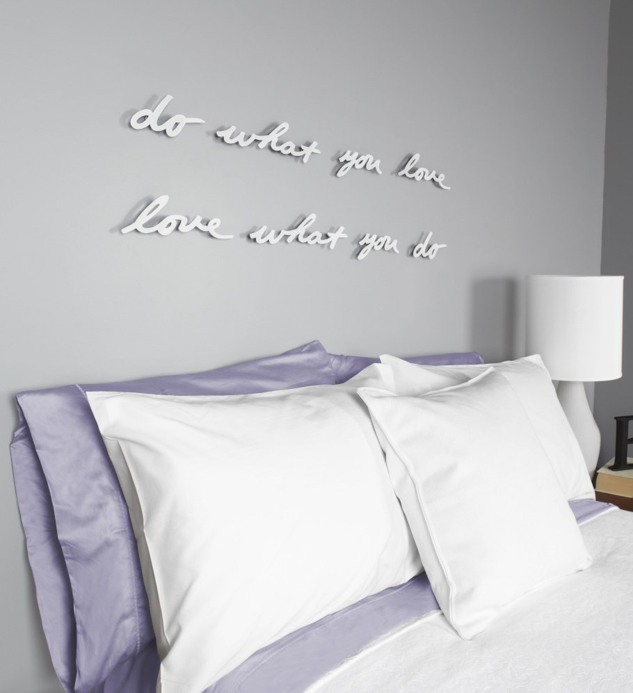 Декоративные надписи на стену для интерьера