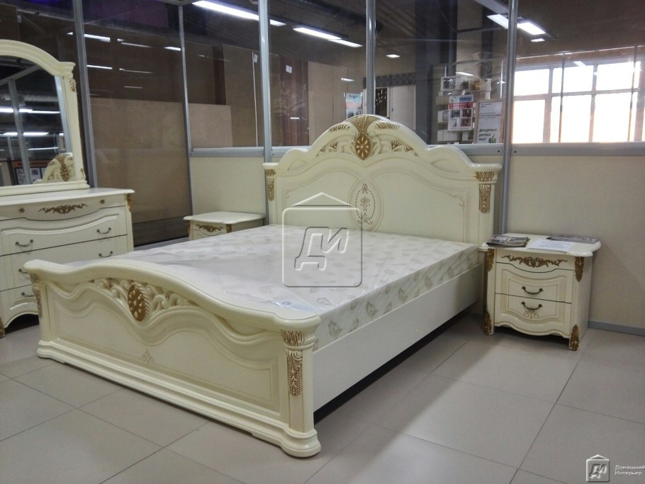 Спальный гарнитур Лечинкай