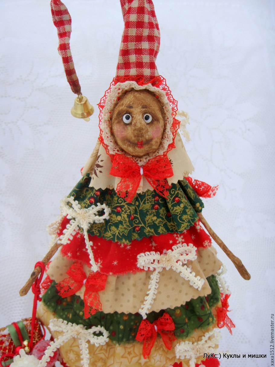 Текстильная кукла елочка