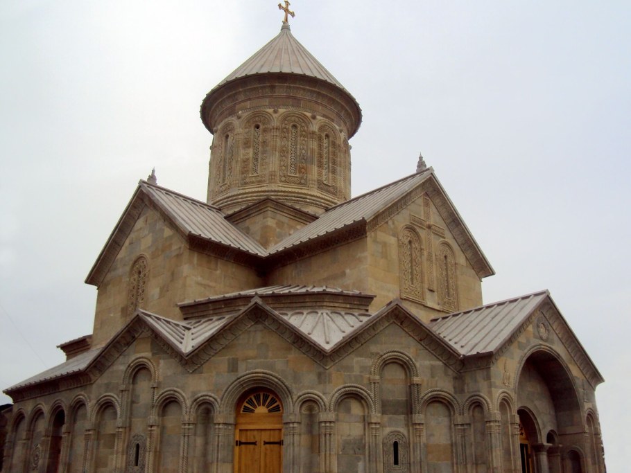 Грузия Рустави Церковь