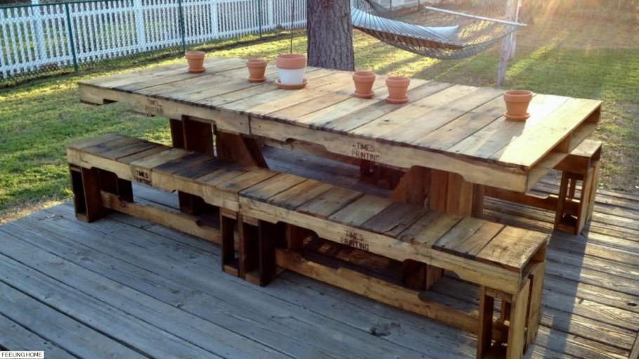 Стол из поддонов