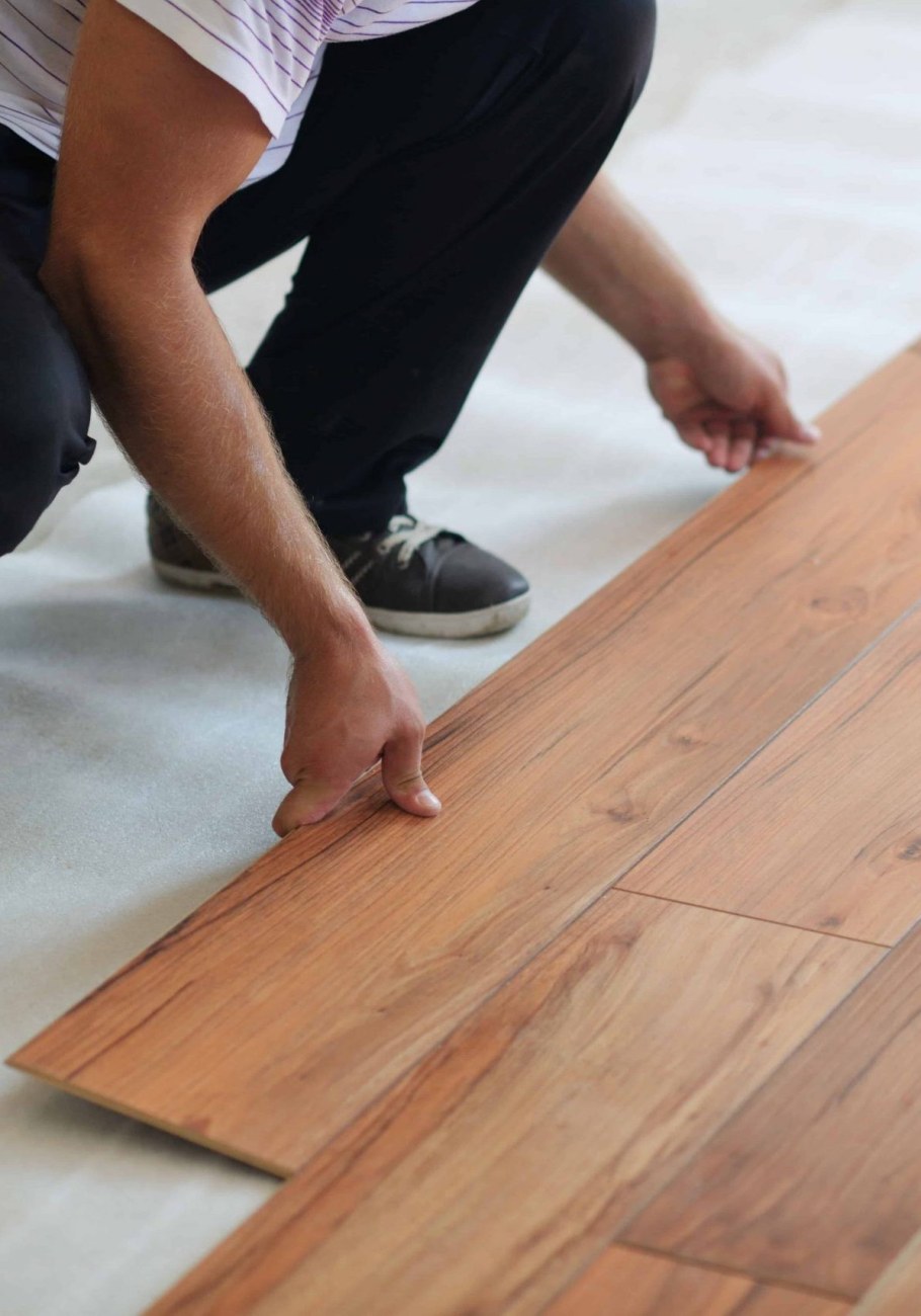 Укладка ламината на пол