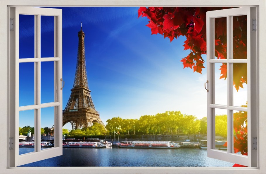 Окно с видом на Эйфелеву башню