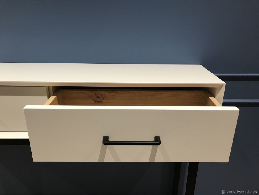 Консоль подвесная hr2