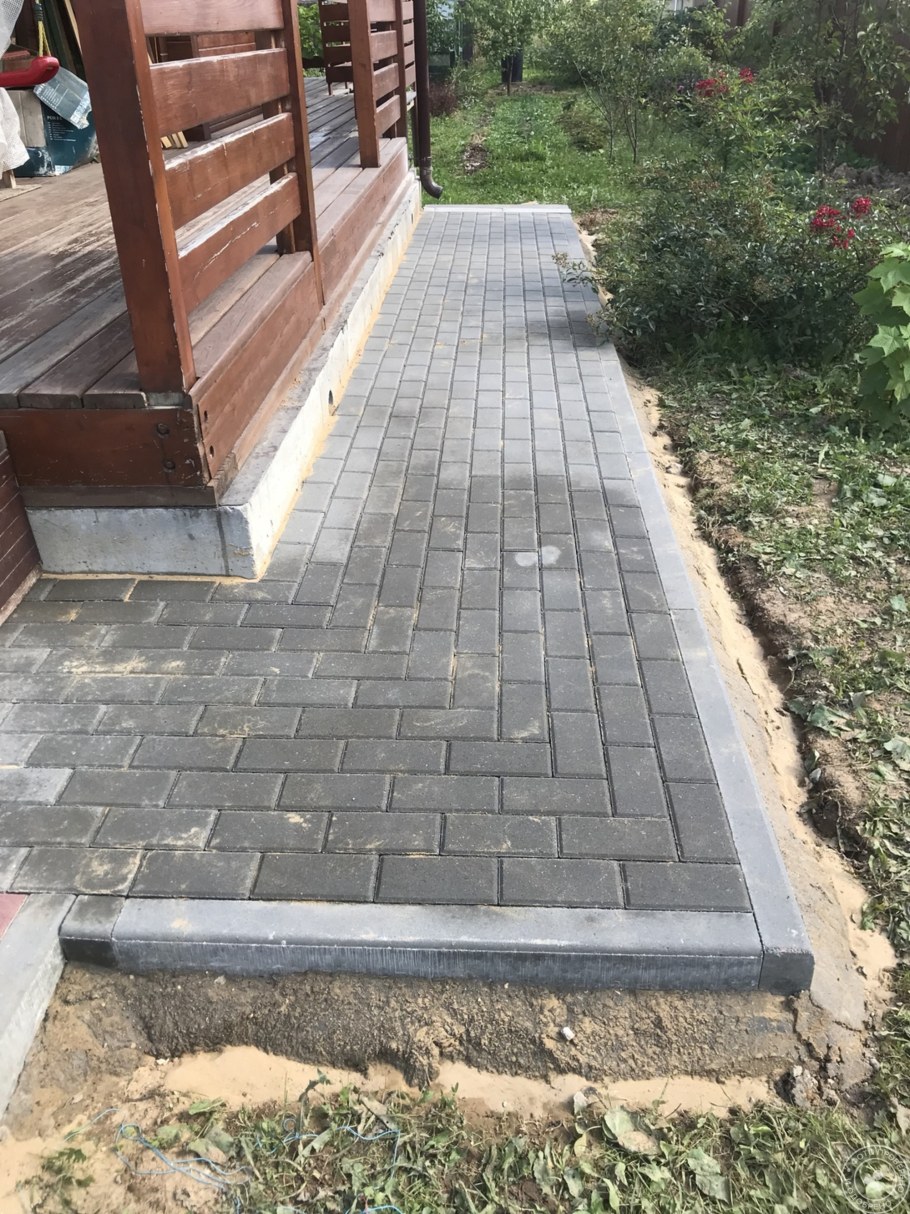 Брусчатка тротуарная отмостка
