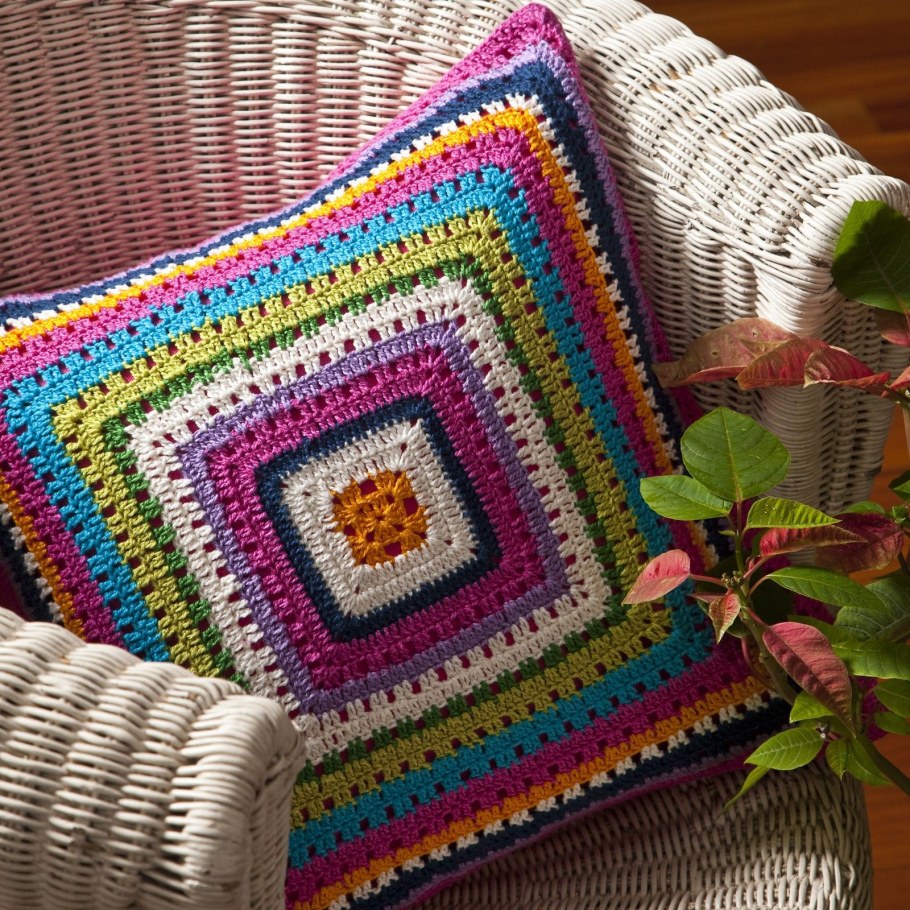 Вязаные наволочки на подушки крючком