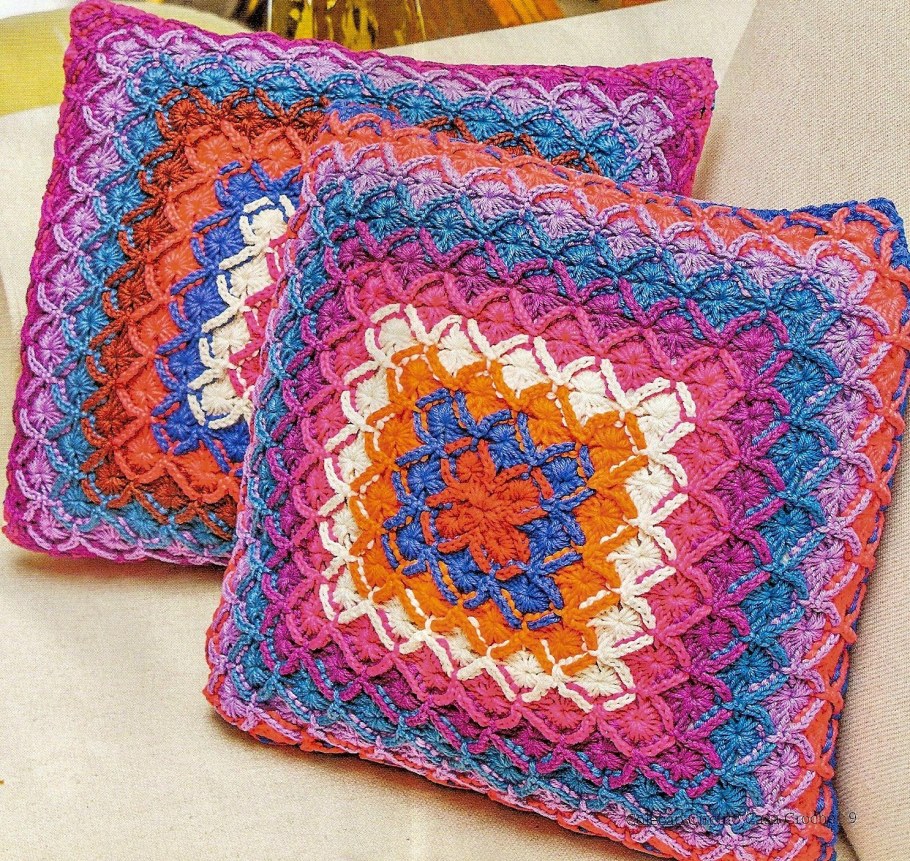 Вязаные наволочки крючком