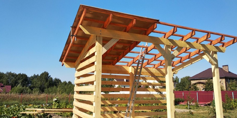 Стропильная система односкатной крыши беседки
