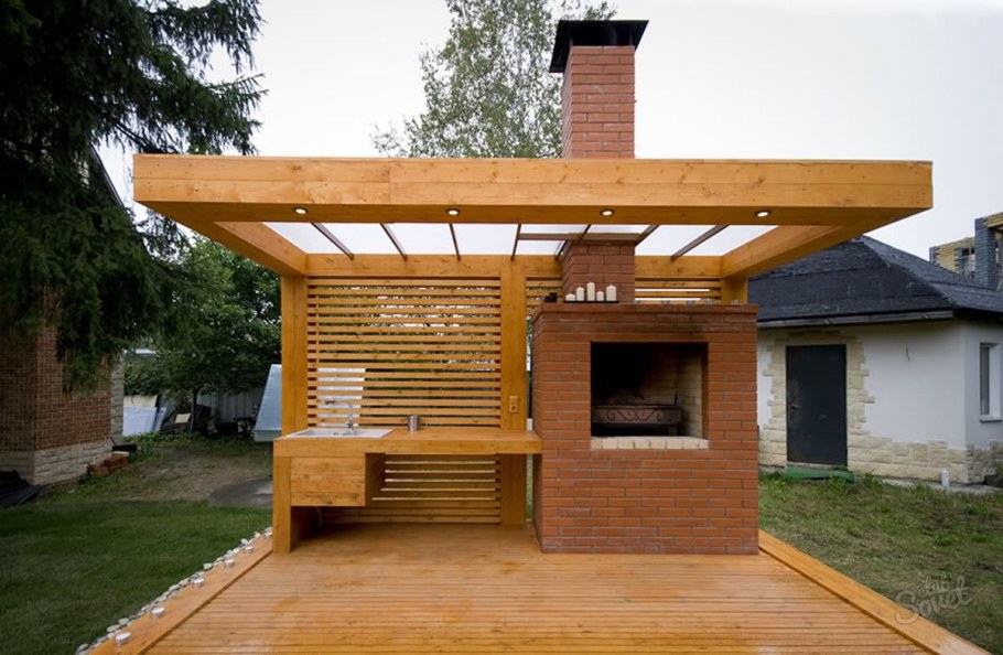 Деревянный навес для мангала