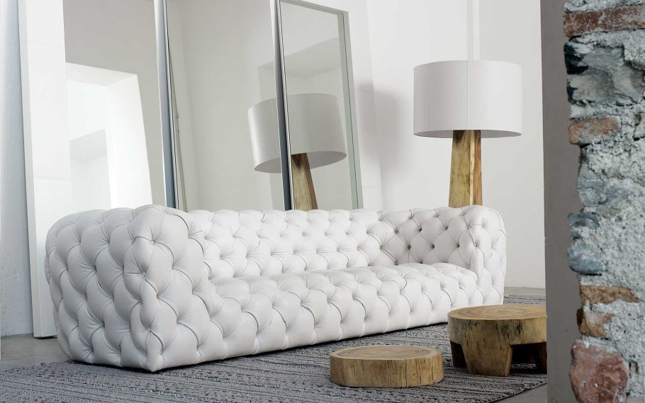 Диван с каретной стяжкой PNG