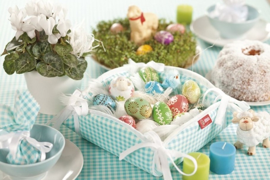 Украшение стола на Пасху