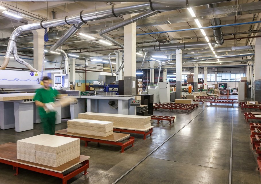 Мебельная фабрика цех