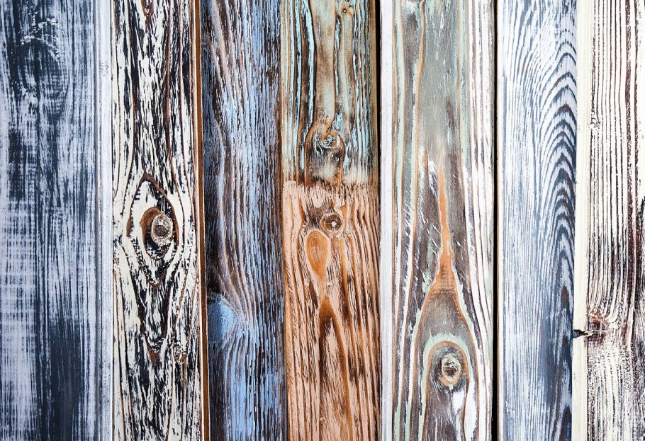 Патинирование брашированной древесины