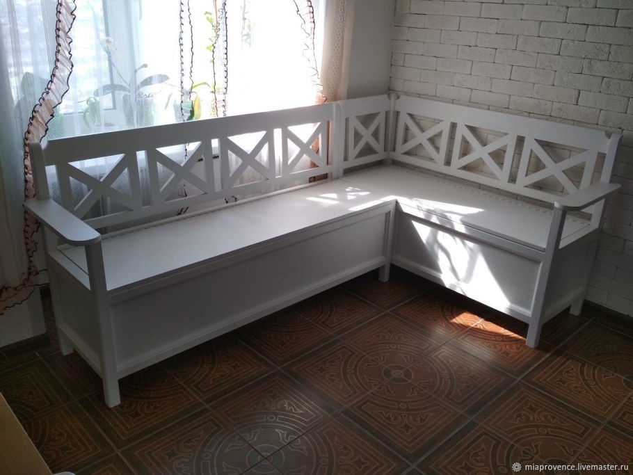 Окно эркер п44т