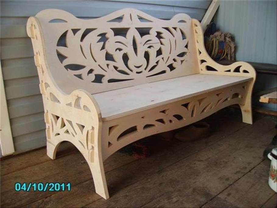 Резные скамейки из дерева