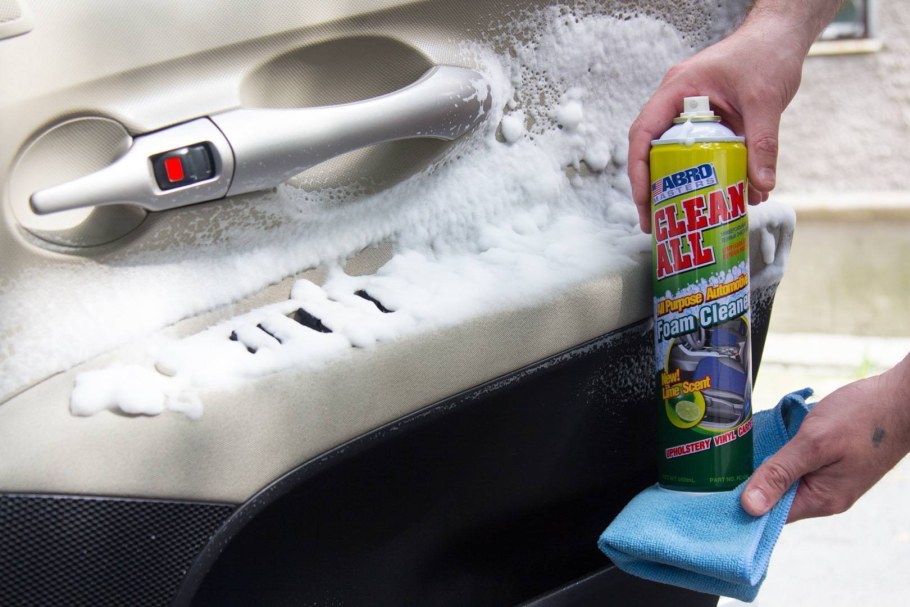 Средство выведения запаха из машины