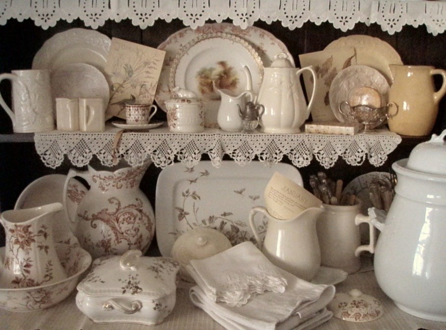 Расписной сервиз