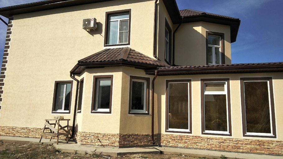 Фасады домов короед