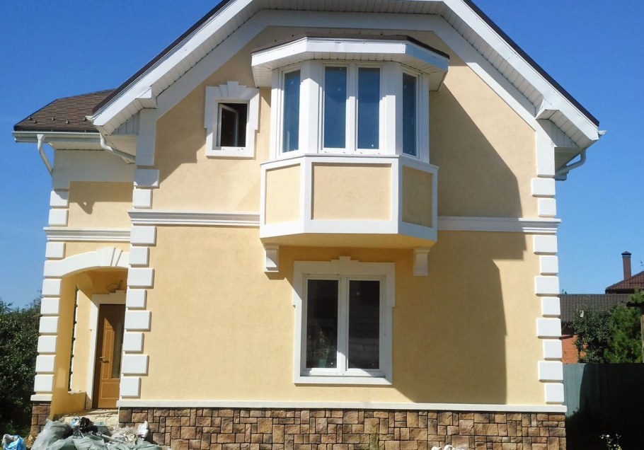 Оштукатуренный фасад