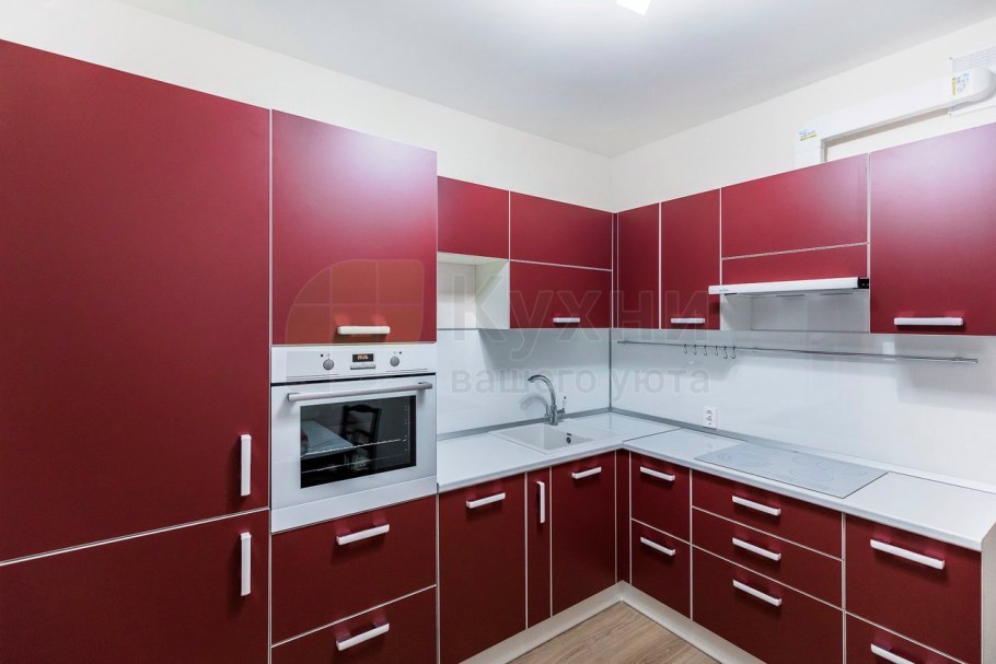 Кухня в серо оранжевом цвете