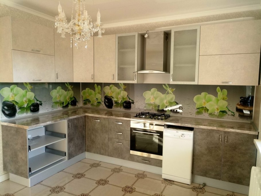 Кухонный гарнитур пластик