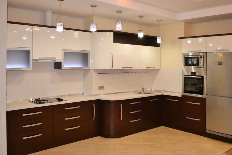 Кухня вишневого цвета