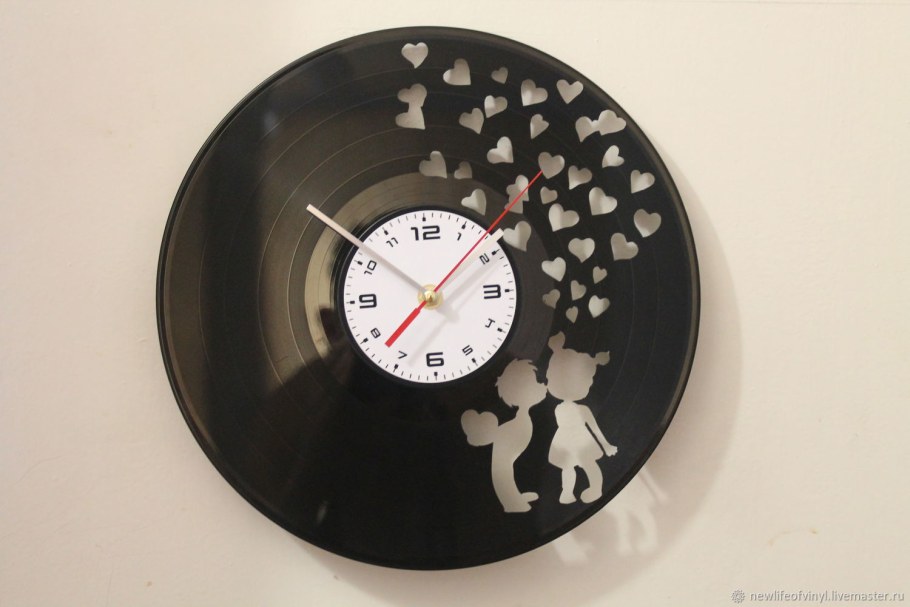 Вырезка из виниловых пластинок