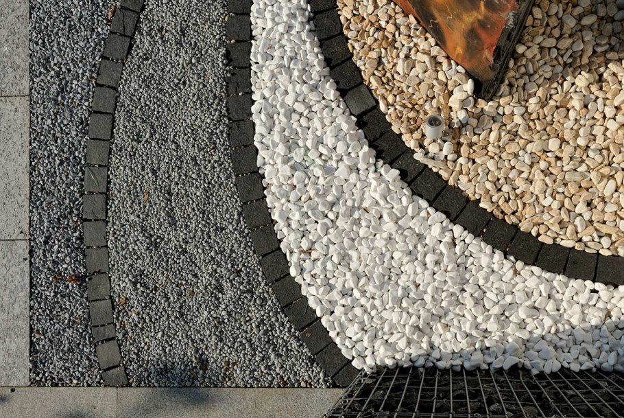 Мраморная крошка декоративная для сада