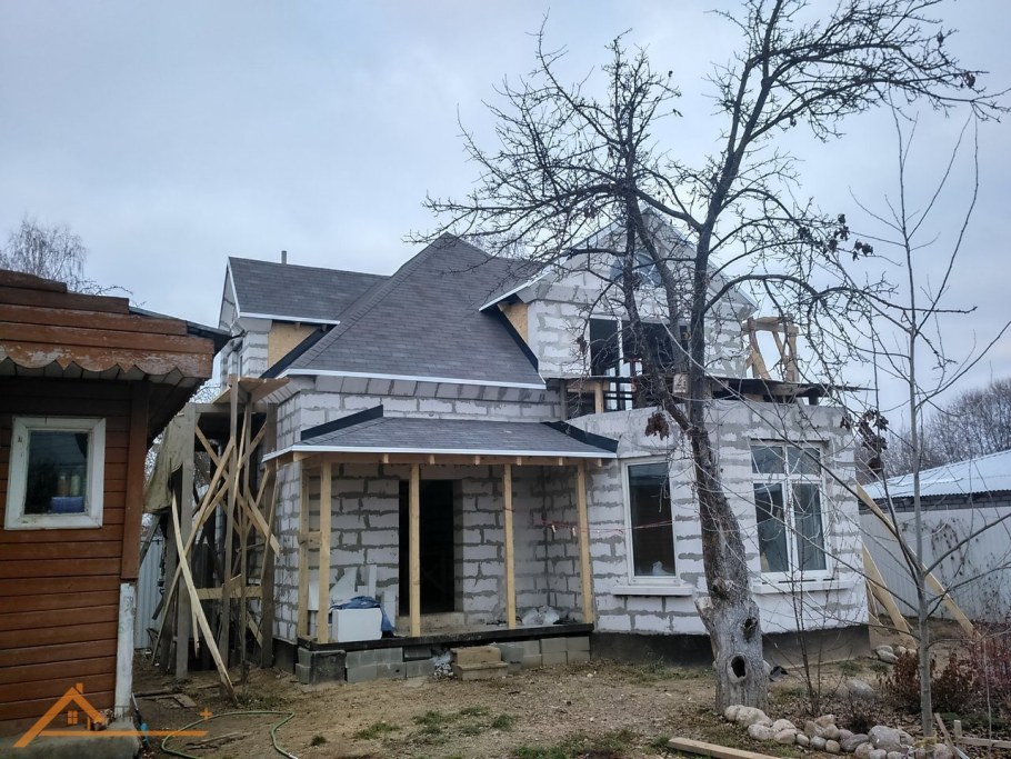 Перестройка маленького дачного домика