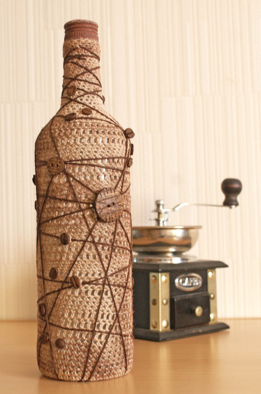 Бутылки из джута для мужчин