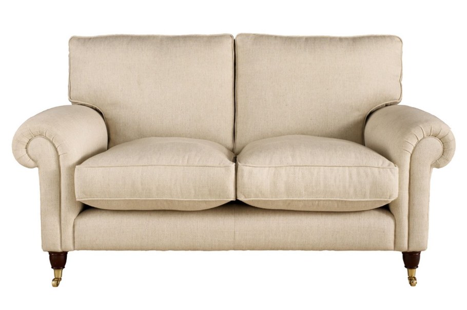 Бежевый диван на белом фоне