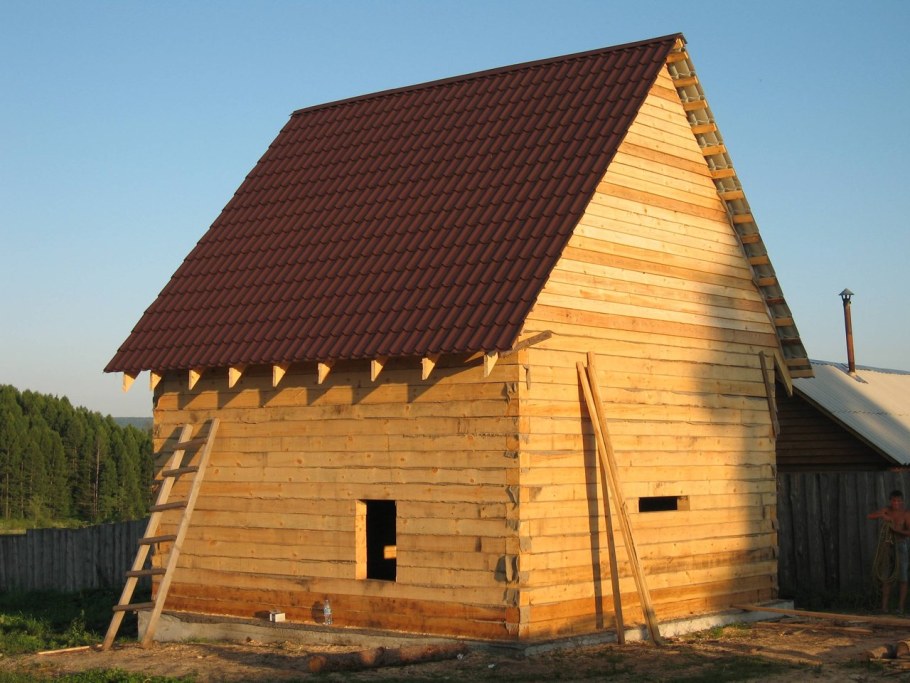 Крыши дачных домов