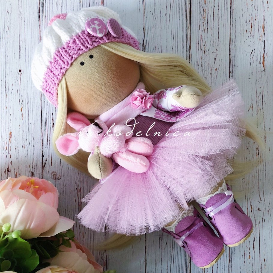 Куколки тыквоголовки