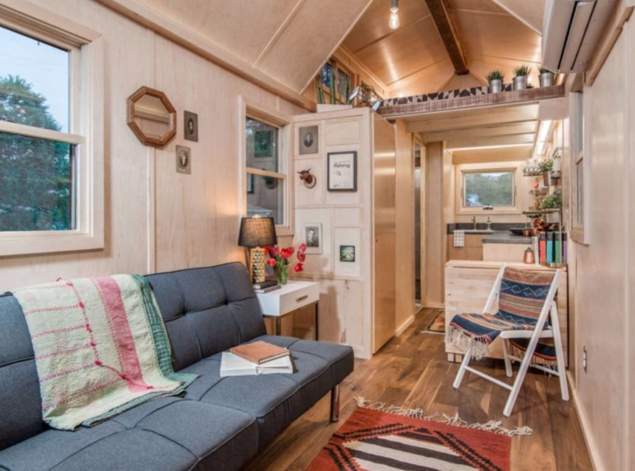 Дачный домик изнутри