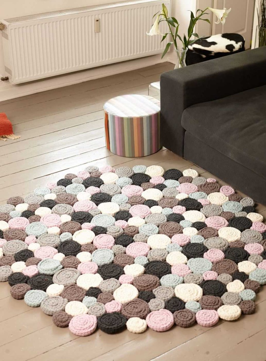 Вязаные коврики