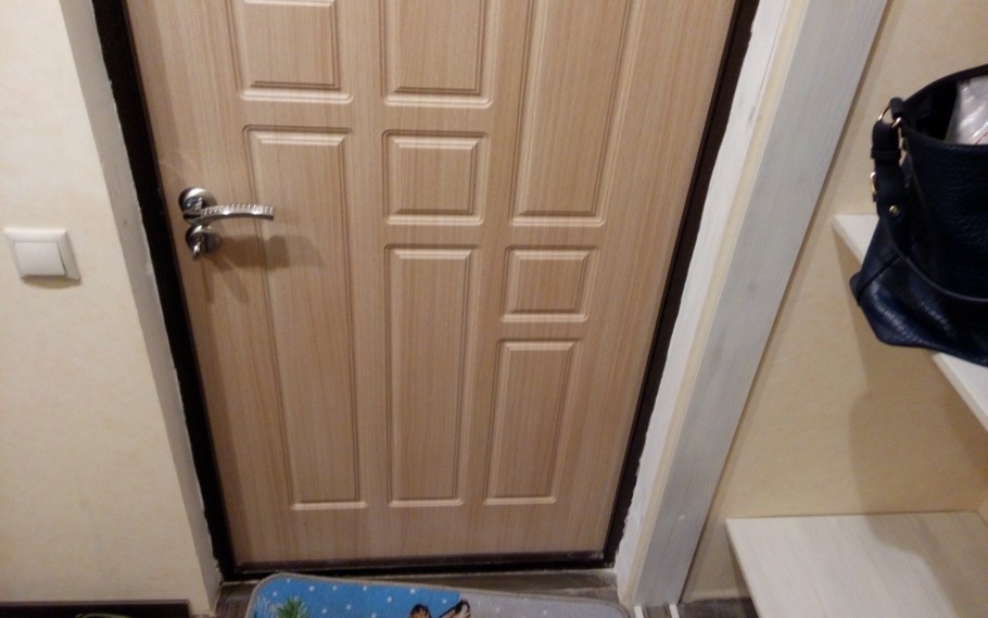 Откосы входной двери