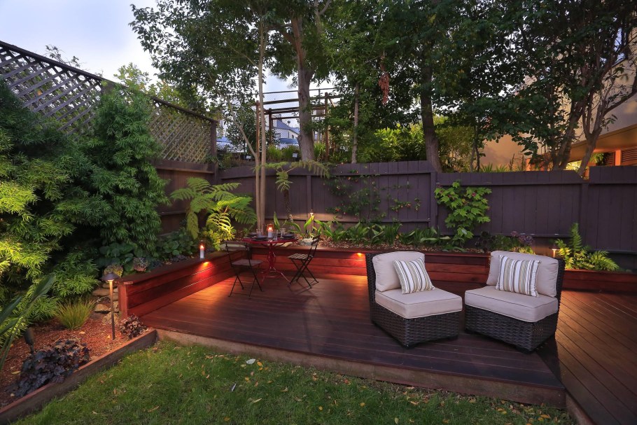 Зона патио с мангалом