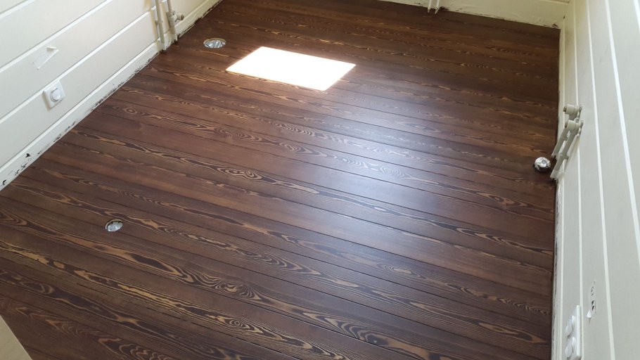 Пол шпунтованная доска крашеная