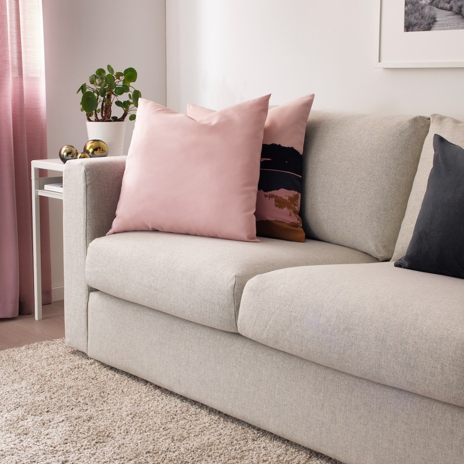 Подушка КРОНЭРТ икеа