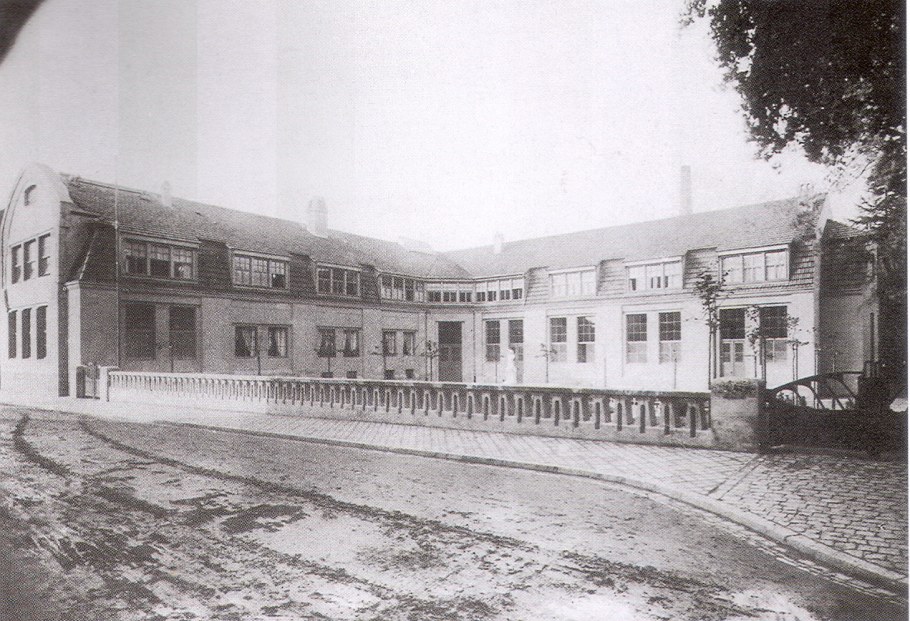 Баухауз Германия университет