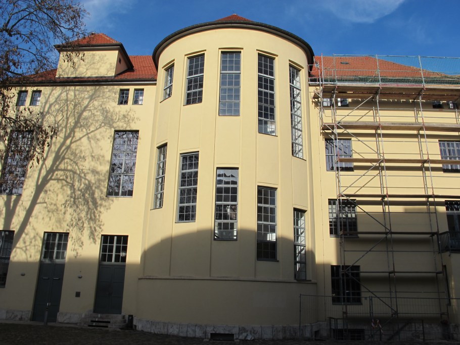 Веймарский университет-баухаус