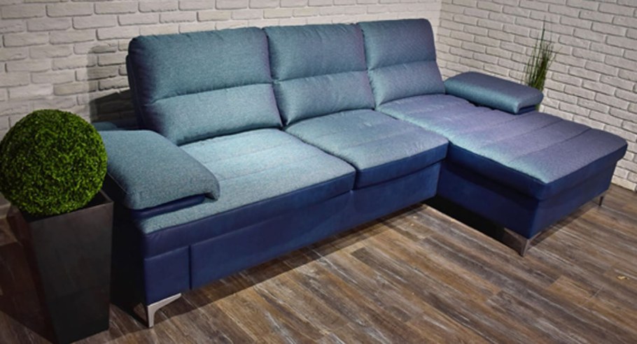 Диван фабрики Андреа Монако