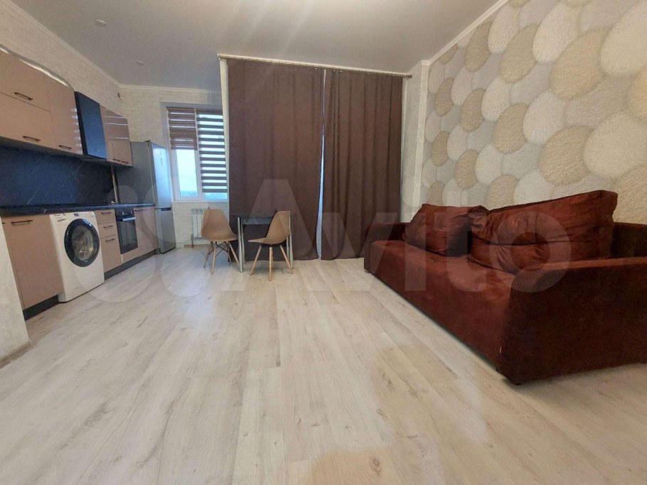 Дешевый интерьер гостиной