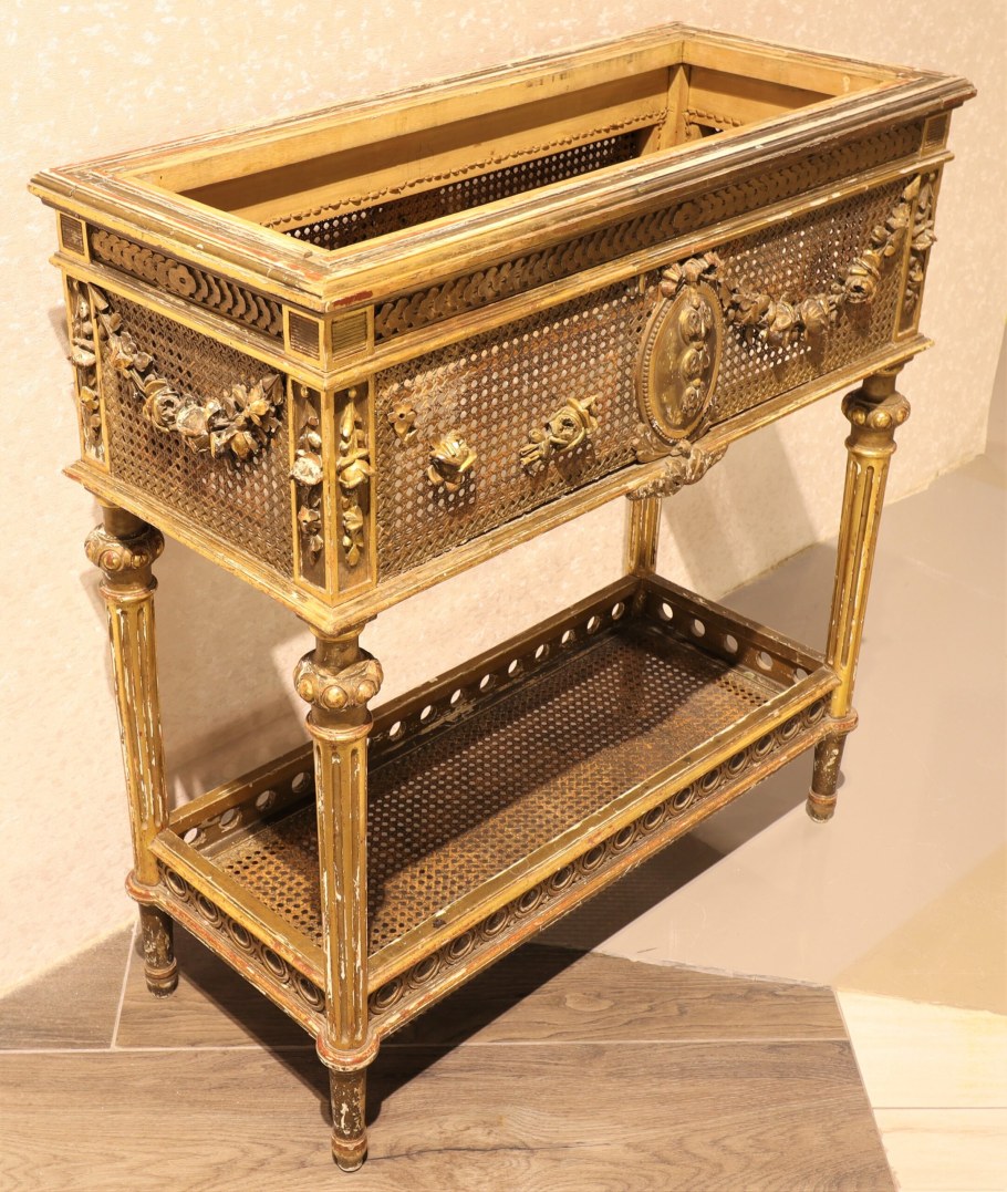 Жардиньерка Ампир