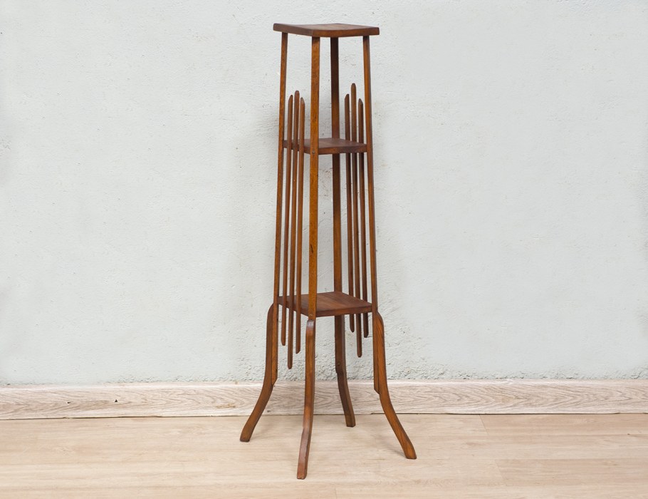 Жардиньерка для цветов антикварная